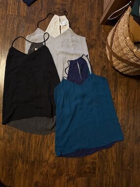 Express lot of tanks